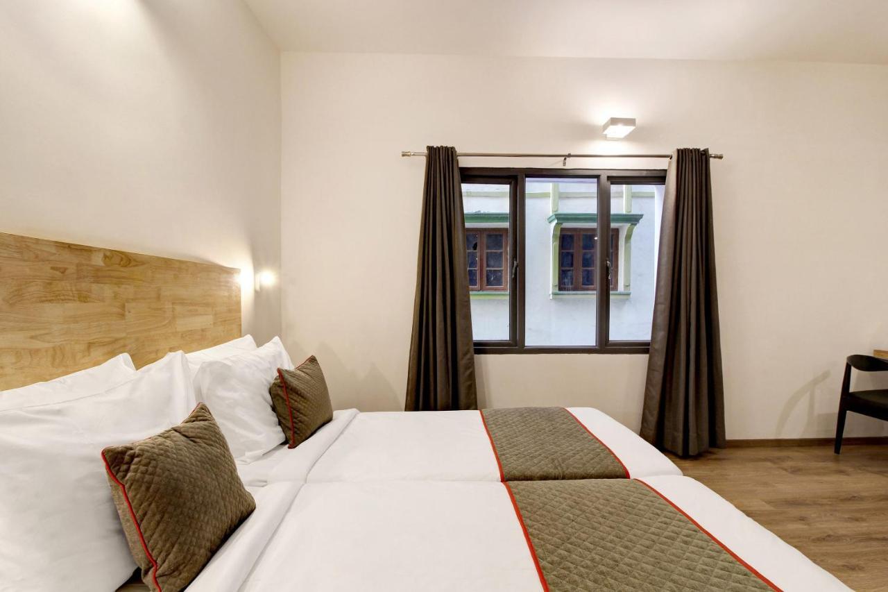 Oyo Townhouse 9 Hitech City Hyderabad Exterior photo