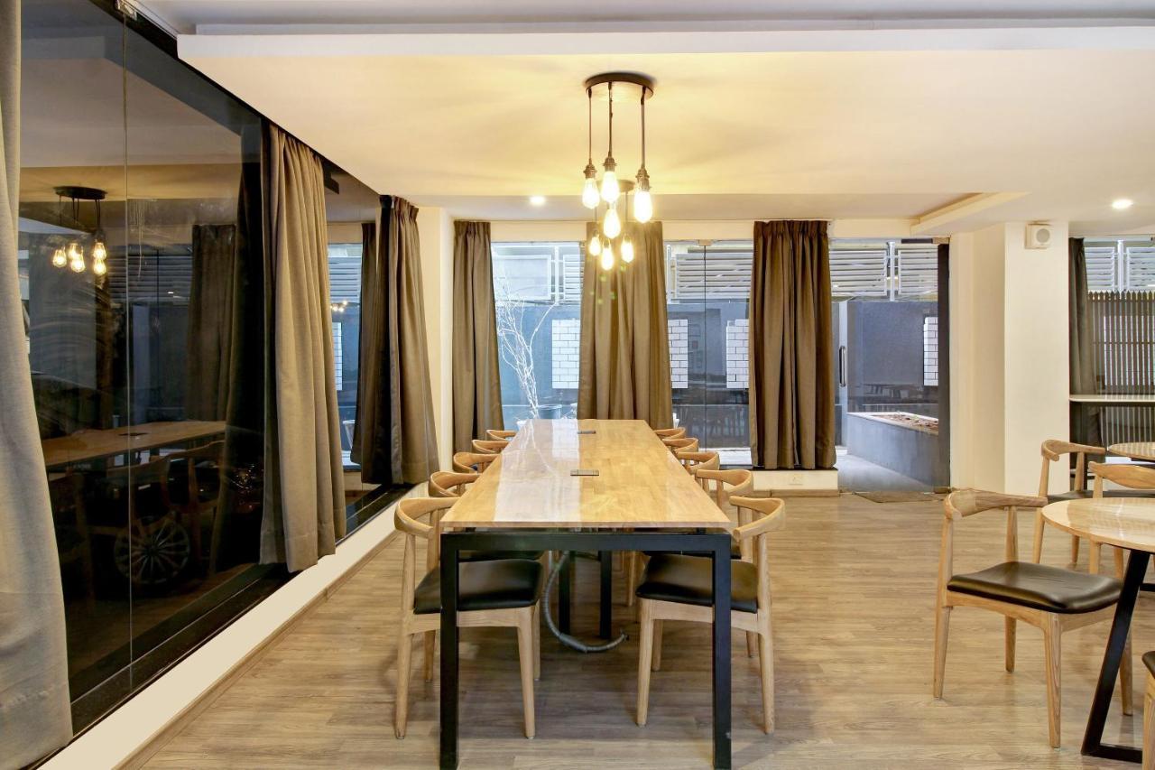 Oyo Townhouse 9 Hitech City Hyderabad Exterior photo