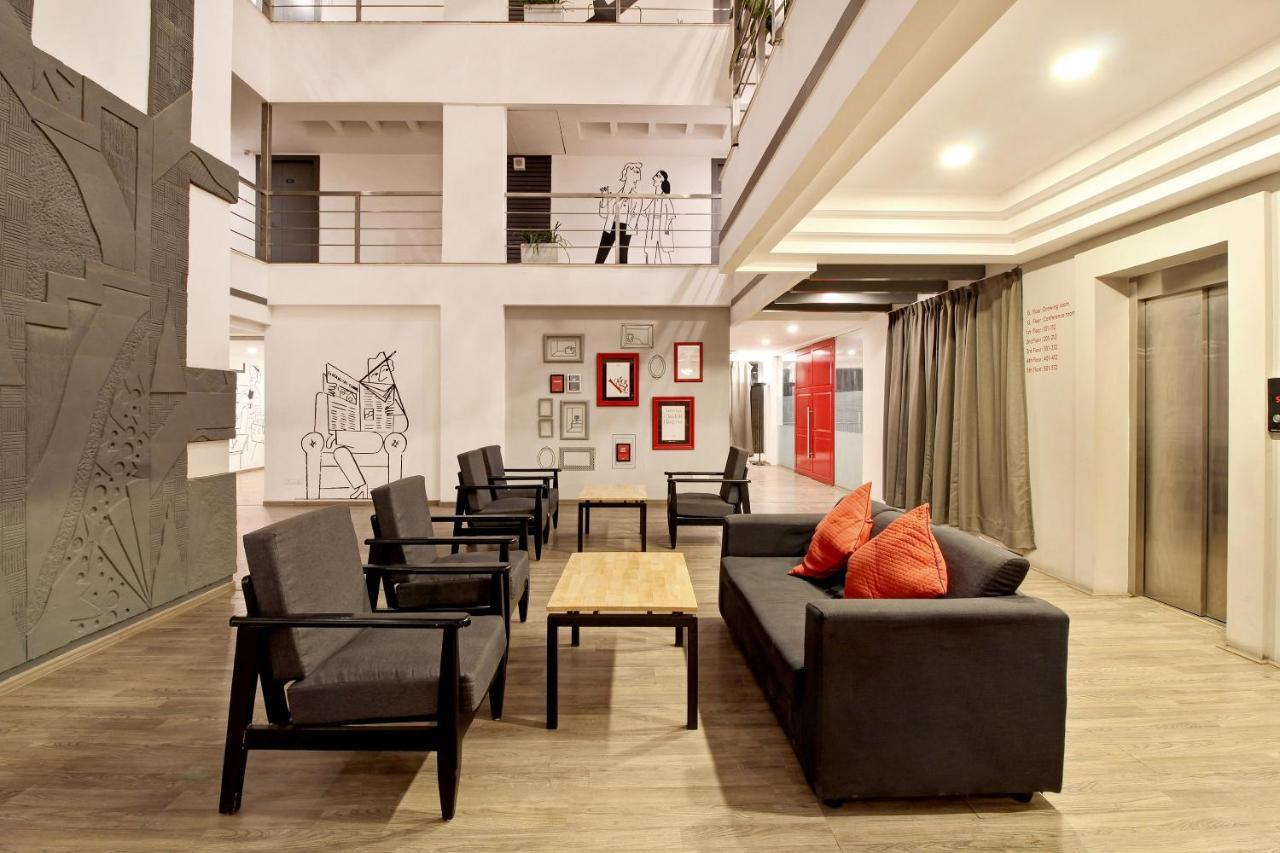 Oyo Townhouse 9 Hitech City Hyderabad Exterior photo